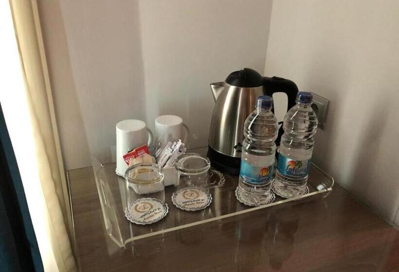 هتل Logistic Home