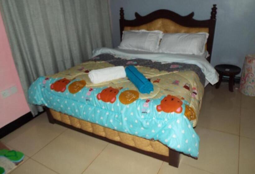 هتل The Gems Resort