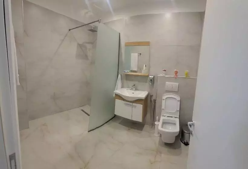 هتل Vila Bakri Kati 2