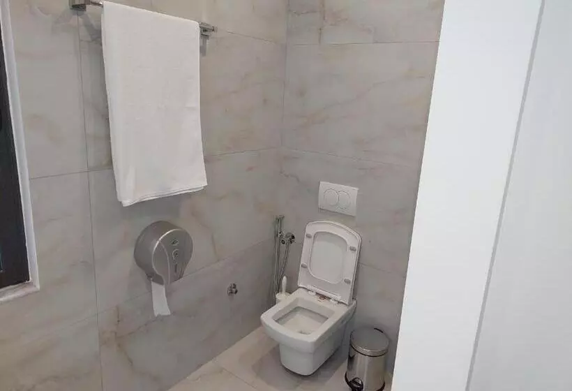 هتل Vila Bakri Kati 2