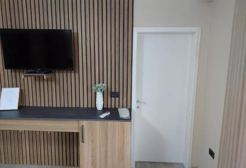 هتل Vila Bakri Kati 2
