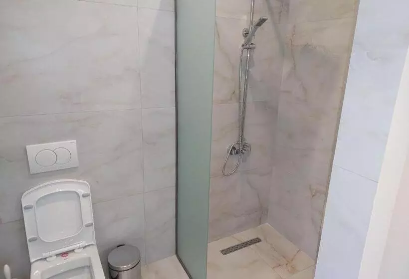 هتل Vila Bakri Kati 2