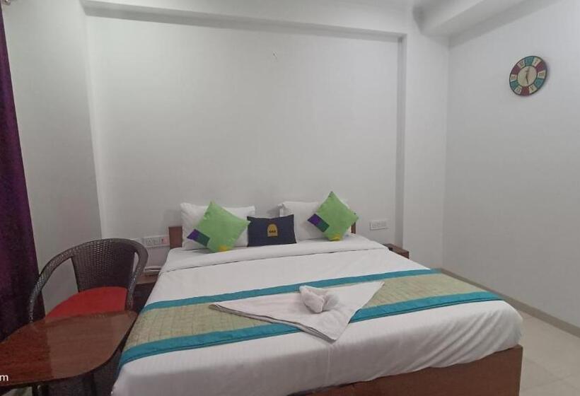 Hotel White House In