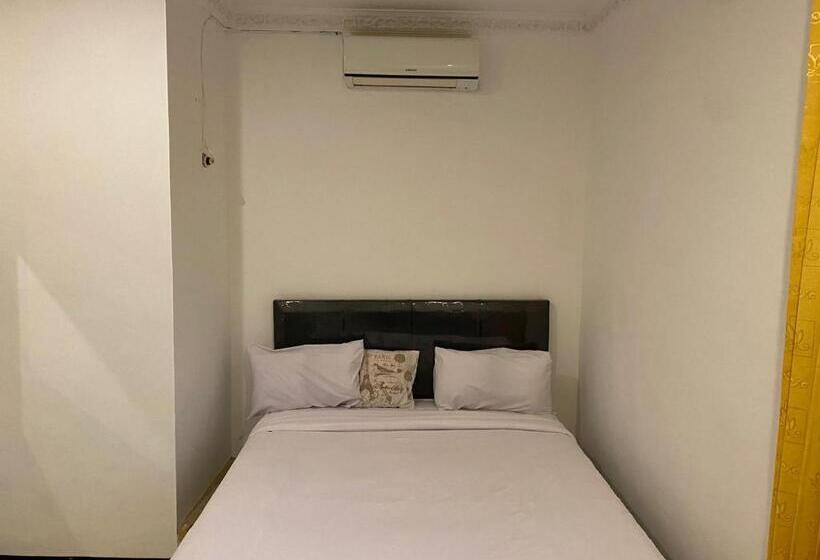 بنسيون Aeena Village