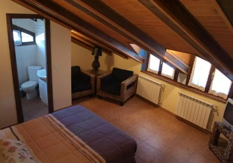 پانسیون Ego House