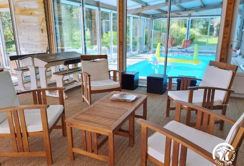 פנסיון Cabane Perchée Avec Terrasses, Salle De Bain, Kitchenette, Petit Déjeuner Inclus Et Accès Piscine