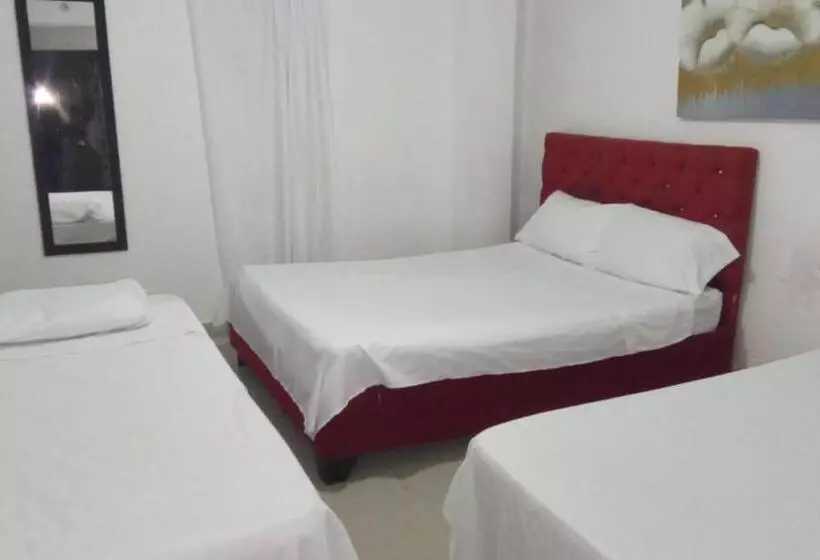 پانسیون Hostal Barranquilla Inn