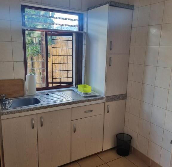 بنسيون Tranquil Paradise