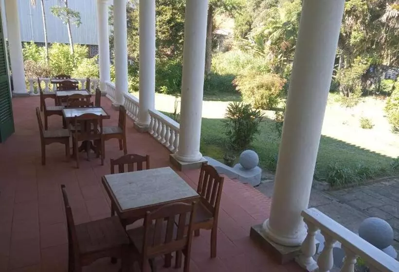 Majatalo Pousada Inaya