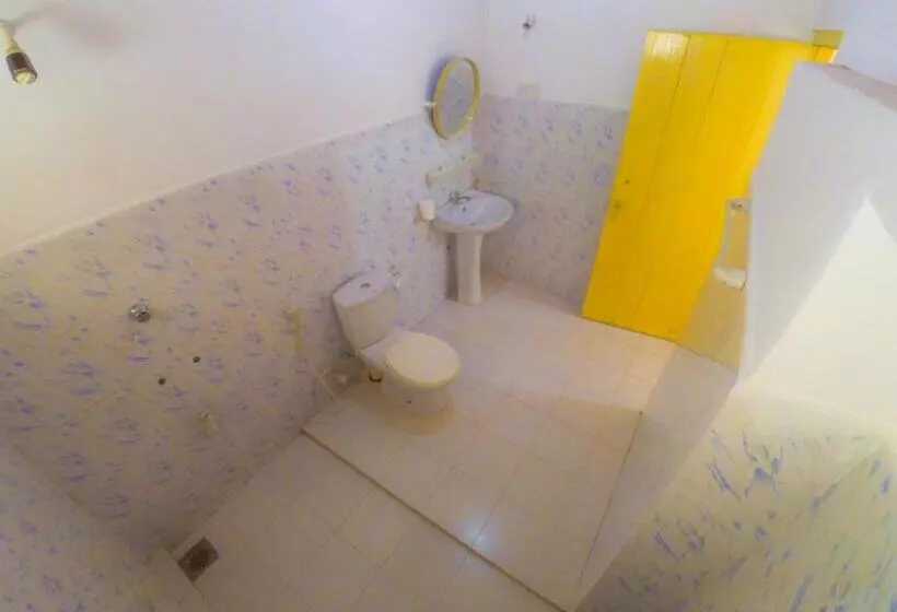 Majatalo Surfing Beach Guest House