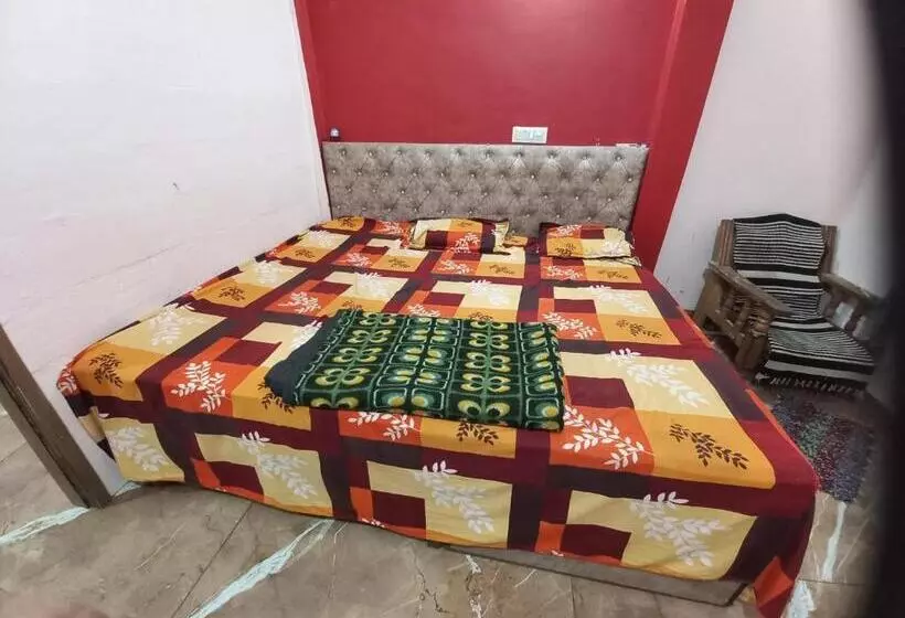 پانسیون Swastik Home