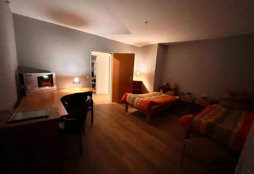 Majatalo Villa Filimena   Monteur Room