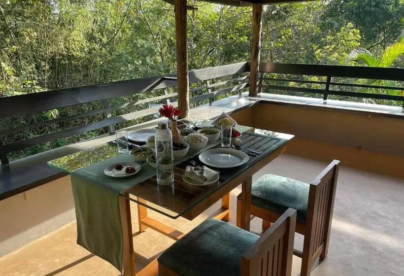 リゾートホテル Panchavadi Farm Stay