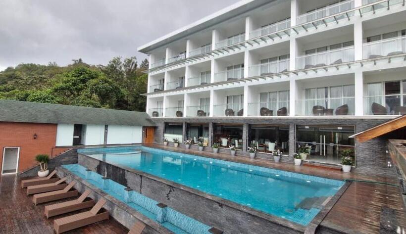 The Grand Cliff Resort Munnar