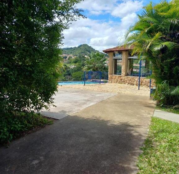 ユースホステル Pousada Espaço Cosmos