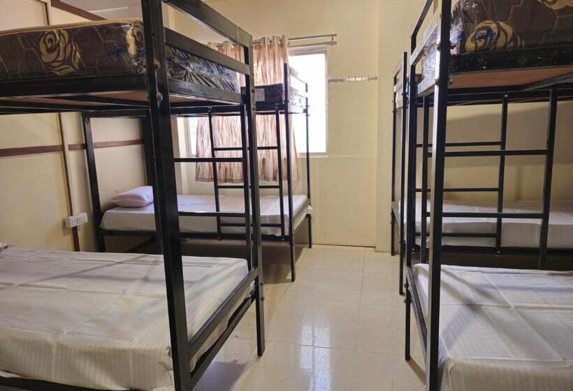 هاستل Kshipra Guest House