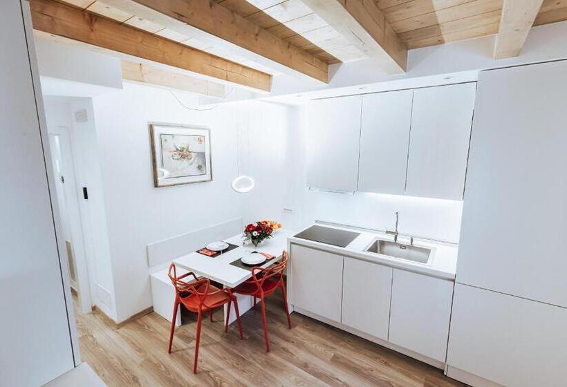 Nocleg ze śniadaniem Mine House