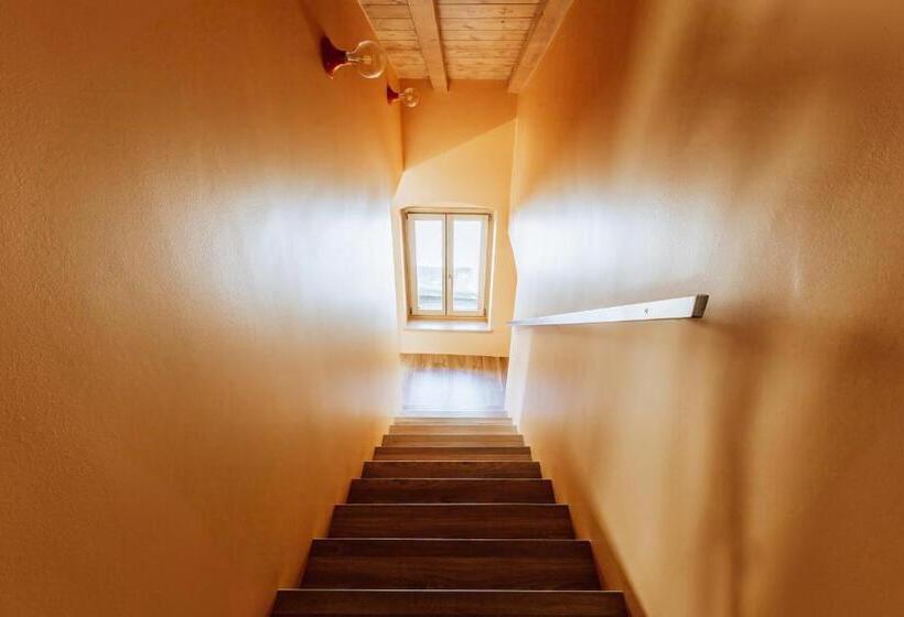 Nocleg ze śniadaniem Mine House