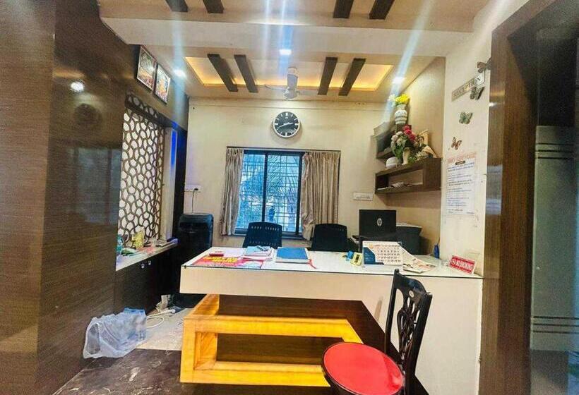 فندق Collection O Fancy Guest House