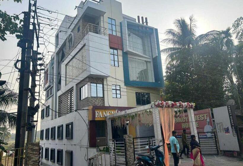 فندق Collection O Fancy Guest House