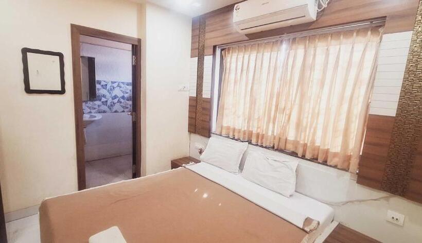 فندق Collection O Fancy Guest House