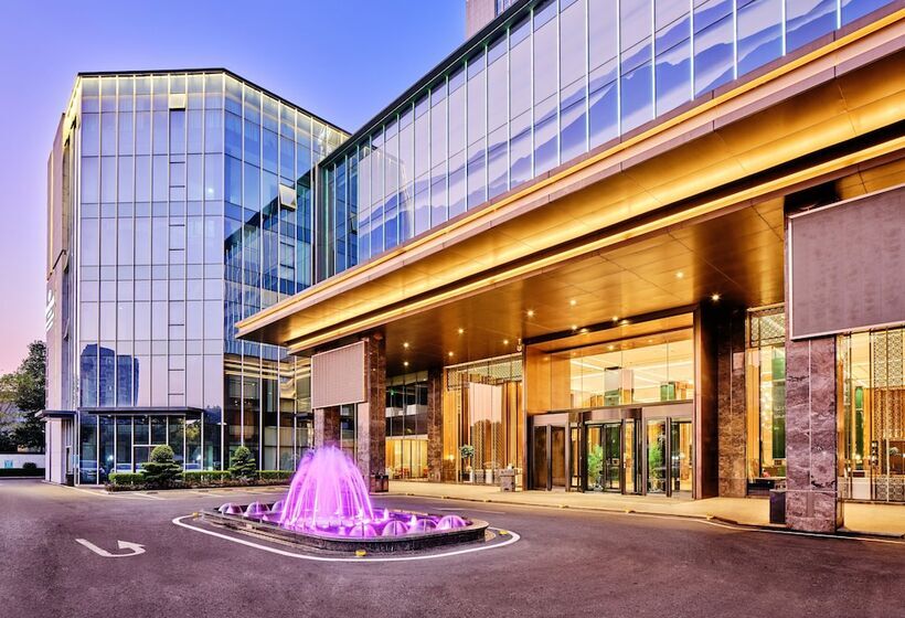 Отель Crowne Plaza Chengdu Wuhou, An Ihg