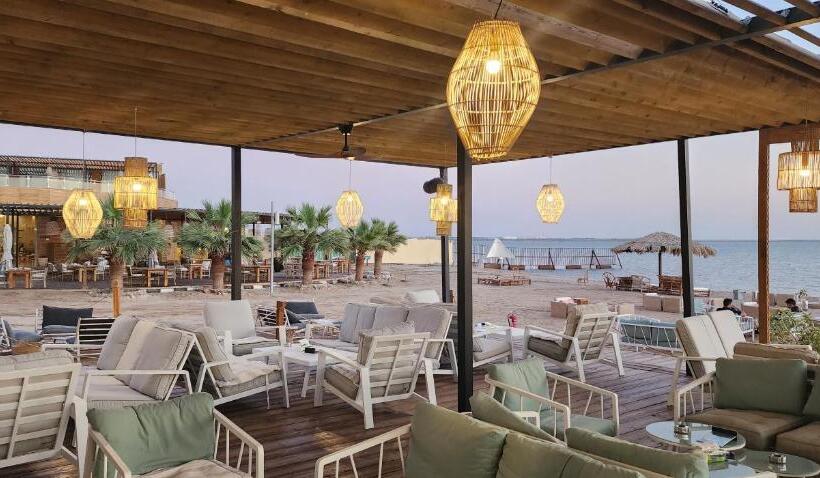 Hotel L Azure Beach Resort