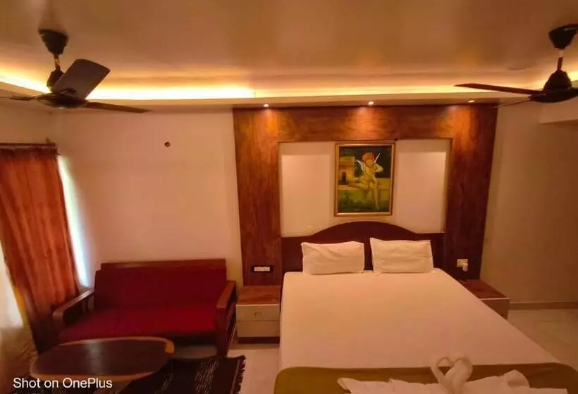 ホテル Nagri Airport Inn