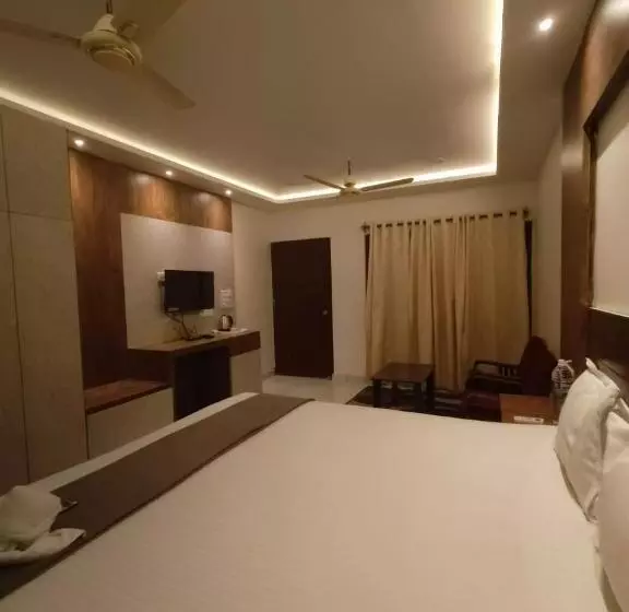 ホテル Nagri Airport Inn