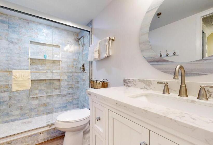 فندق Surf Dweller 211