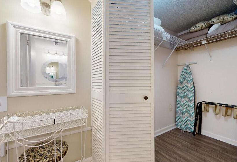 فندق Surf Dweller 211