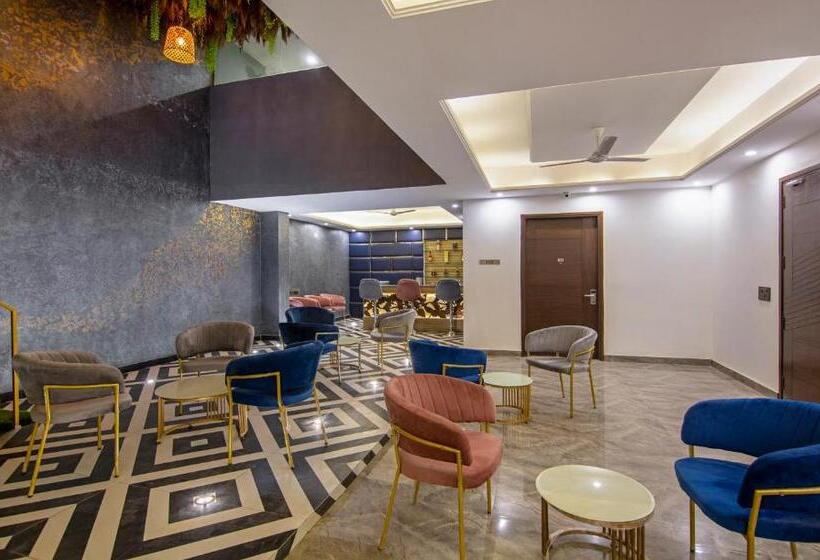 Отель Treebo Premium Embassy Inn