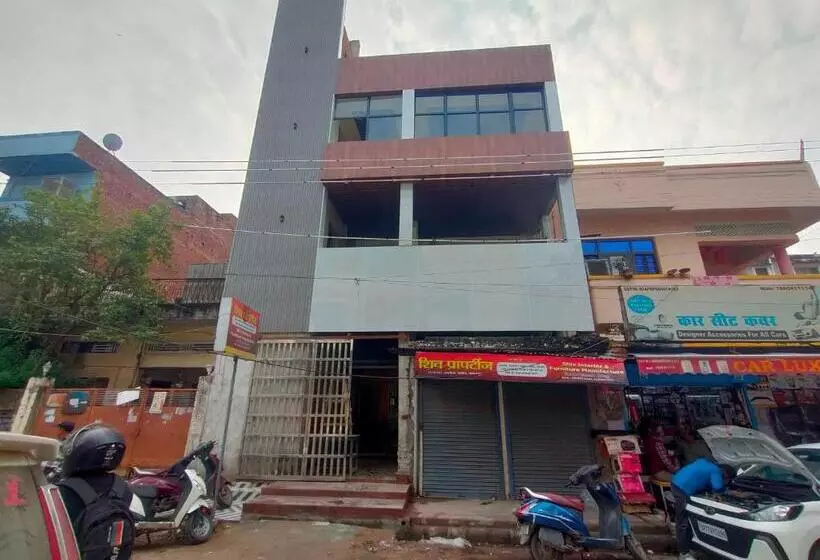 Oyo Hotel Freedom Inn
