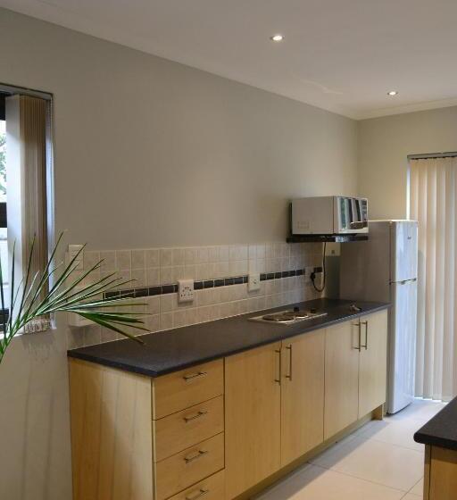 פנסיון 86 On Crassula Guesthouse