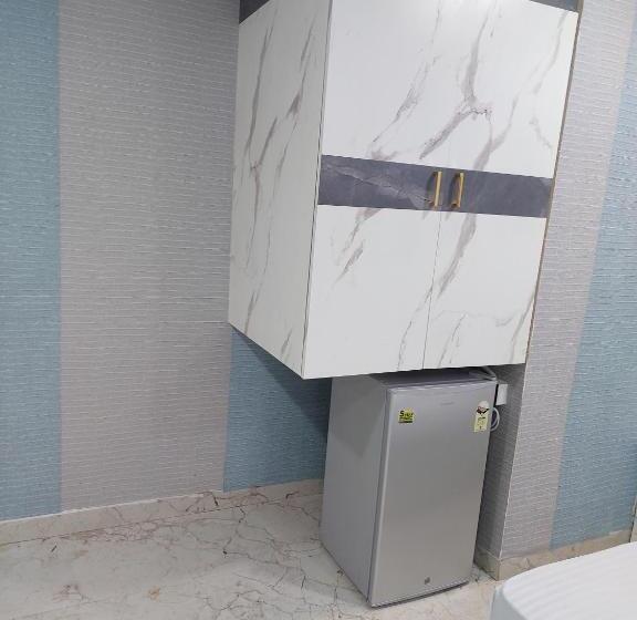 Majatalo New Darshika