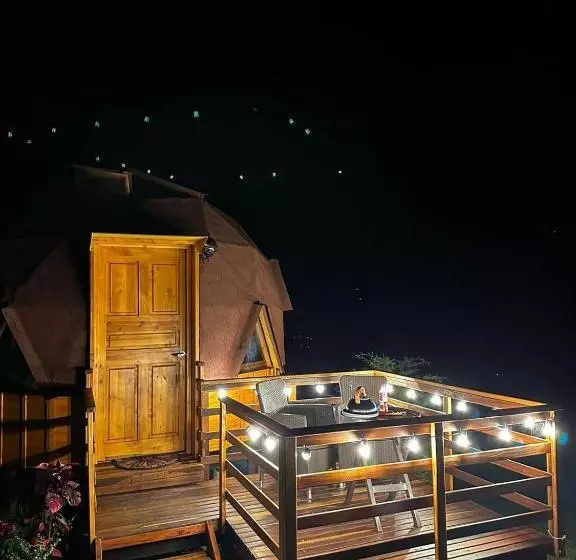 Lomakeskus Glamping Shalom
