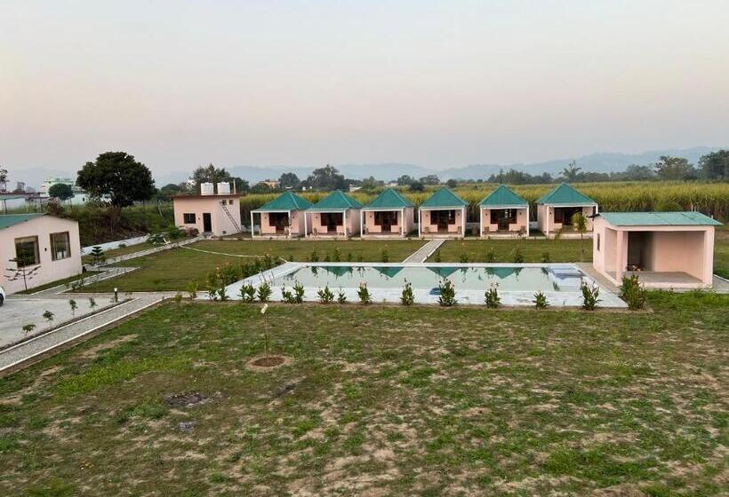 Wild Planet Corbett Hotel And Resort