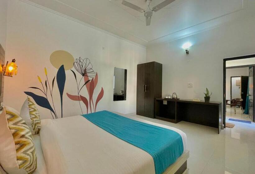 هاستل The Wraveler Tapovan Rooms And Dorms