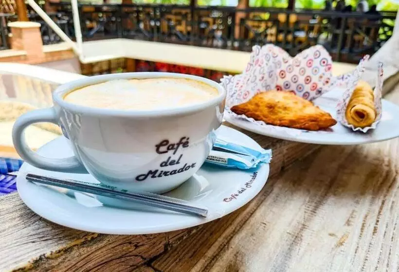 Retkeilymaja Boutique El Mirador