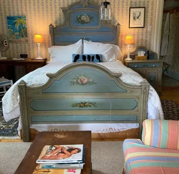 ユースホステル Mecklenburgh Inn