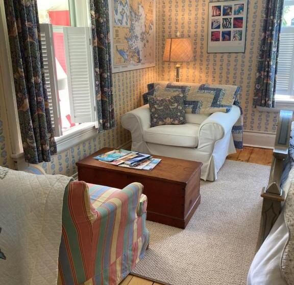 旅馆 Mecklenburgh Inn