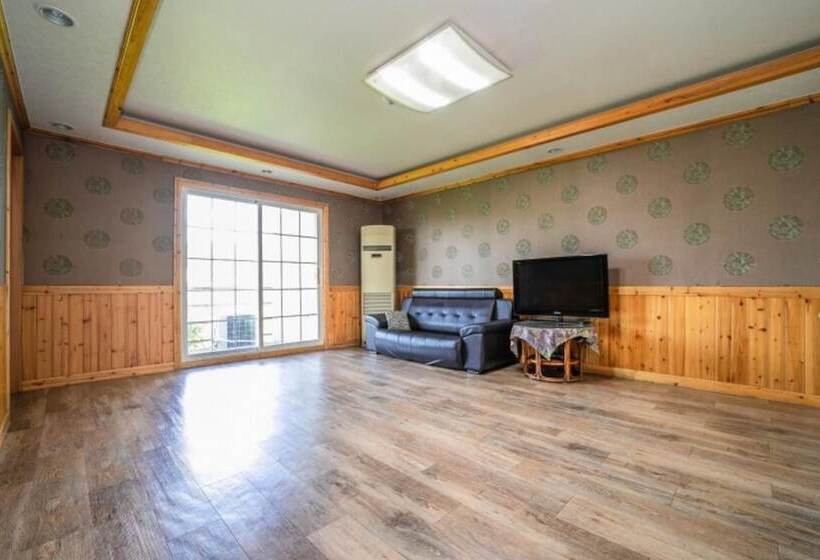 Anseong Lake Pension