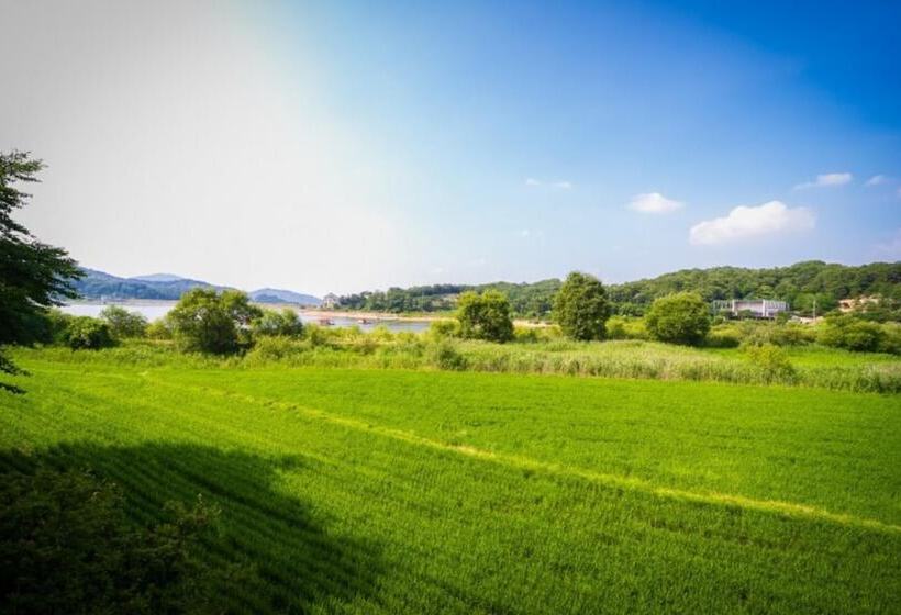 Anseong Lake Pension