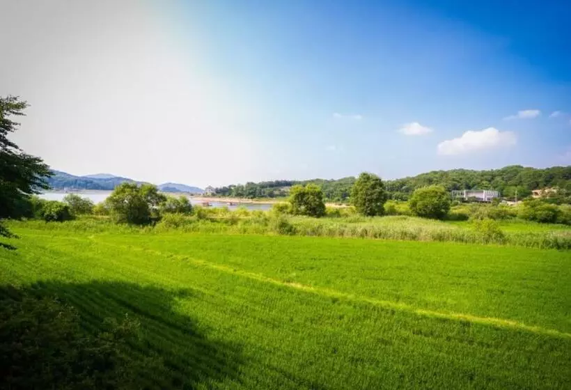 Anseong Lake Pension