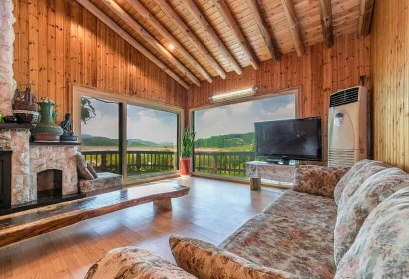 Anseong Lake Pension