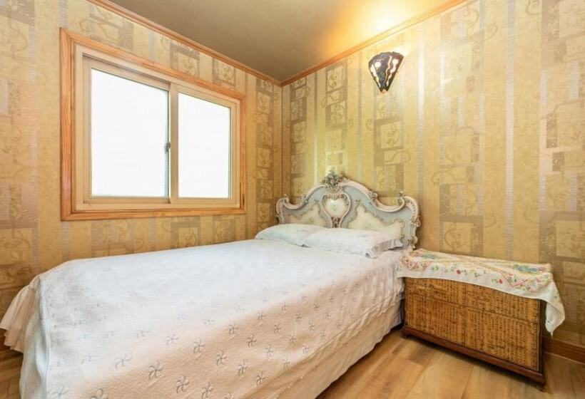 Anseong Lake Pension