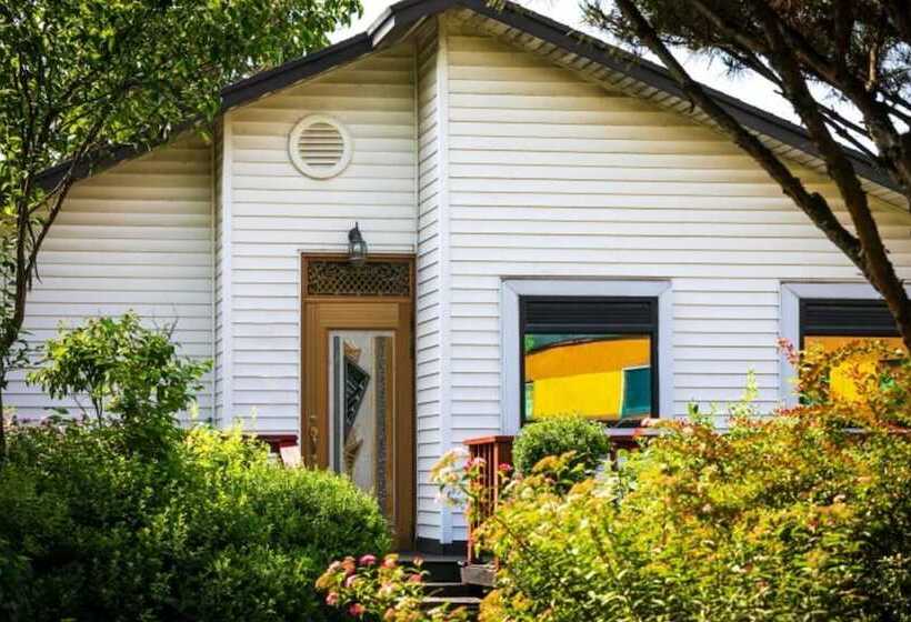 Anseong Lake Pension