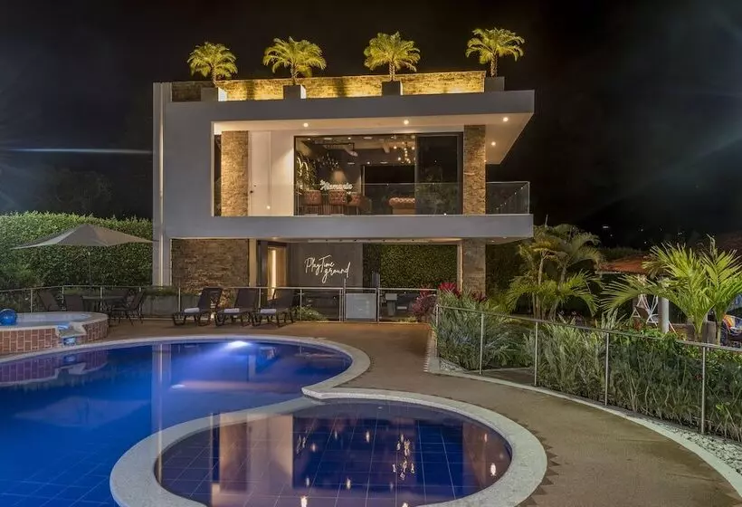 Aamiaismajoitus (B&B) Chalet La Alemania