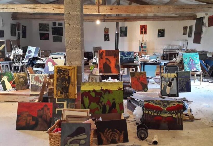 Bed and Breakfast Domaine Des Jasses