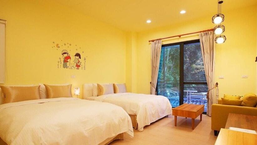 تختخواب و صبحانه Sunlight Forest